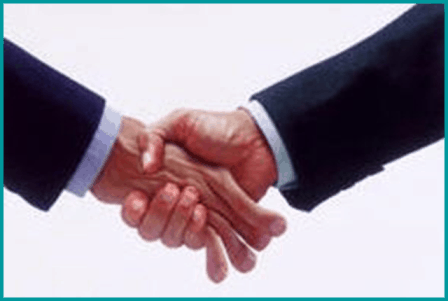 Corporate-Image-Bone-crusher-handshake4